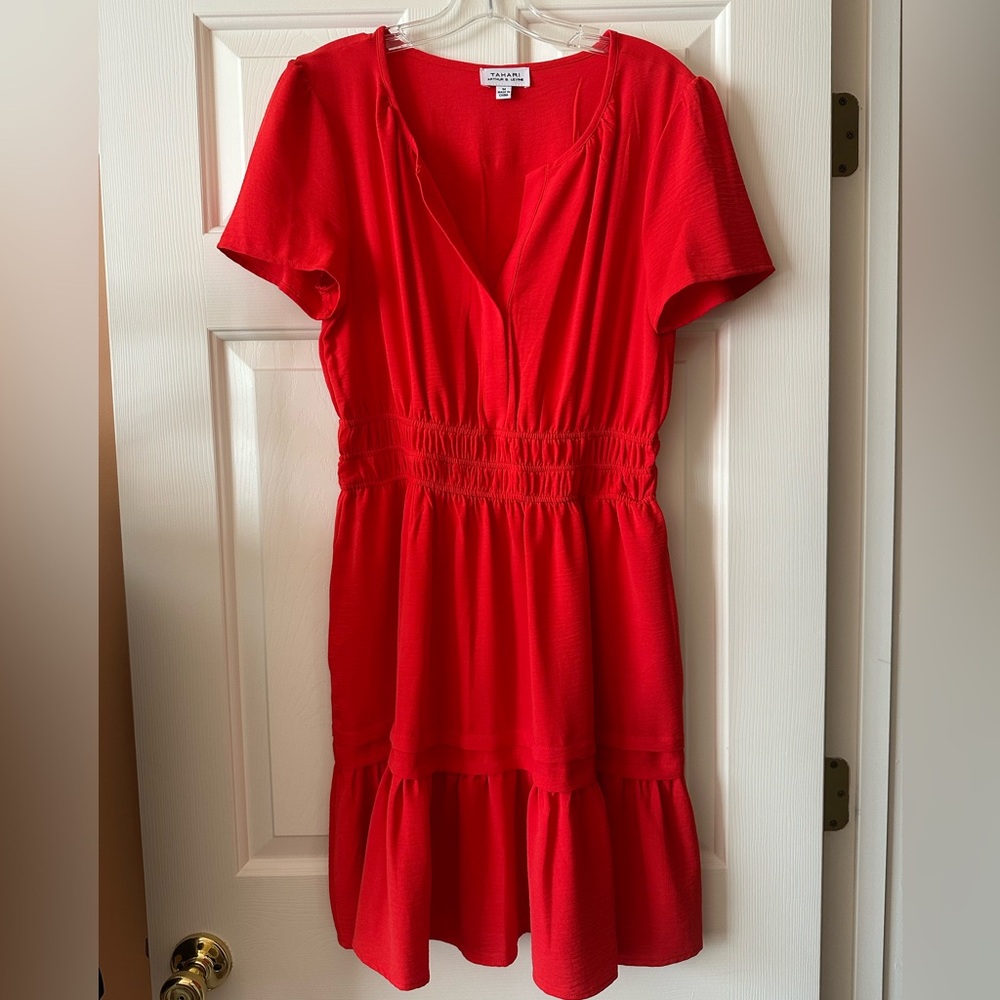 Tahari Arthur S Levine Layered Dress Size Medium Red Boho Pockets